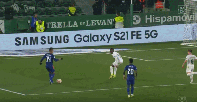 毕包后卫维维安：西班牙队竞争总非常激烈，现在不会去想这些